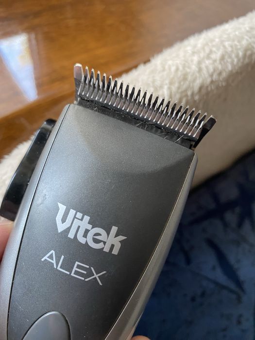 Машинка доя стрижки Vitek VT-1351 GY