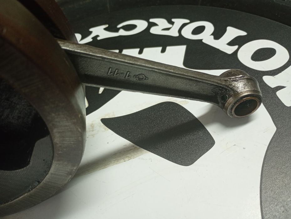 Wał korbowy iż 350 po regeneracji