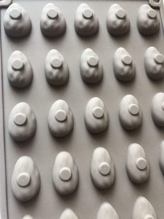 Силіконова форма для цукерок мигдаль