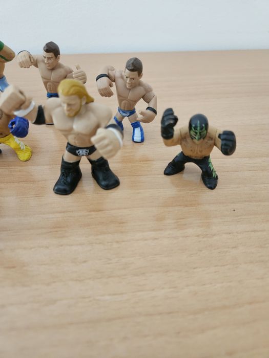Conjunto de 11 bonecos de wrestling