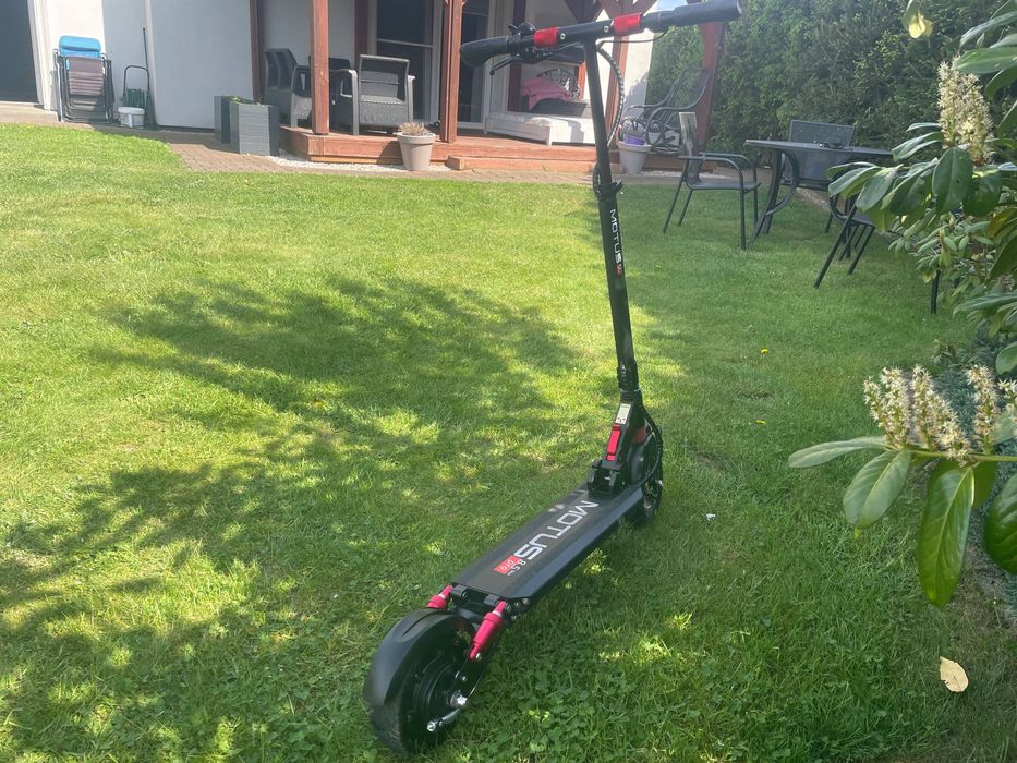 Hulajnoga elektryczna Motus 8.5 pro lite