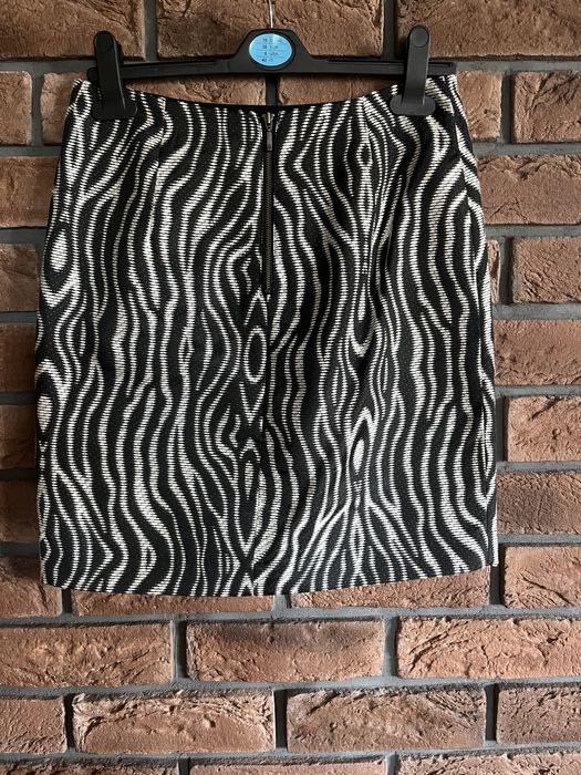 Spódnica mini w zebrę