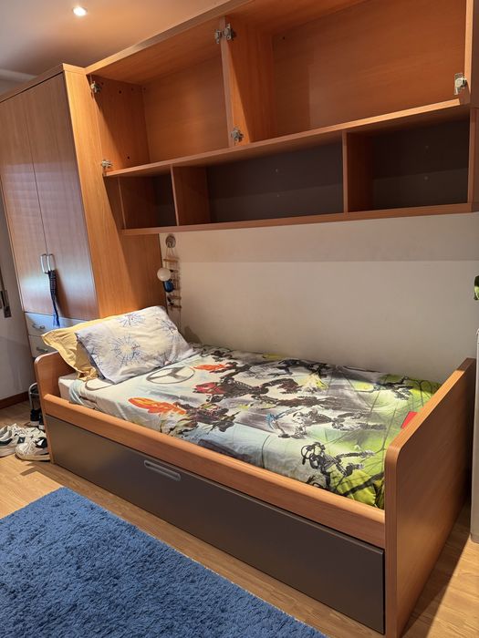 Cama de Solteiro em Pinho Maciço com Cama Extraível + 2 Colchões