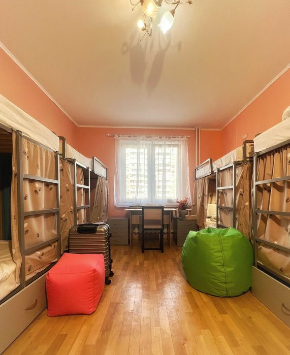 Хостел европейского уровня на Троещине / Доступ без лифта.