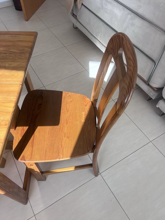 Mesa em pinho maciço