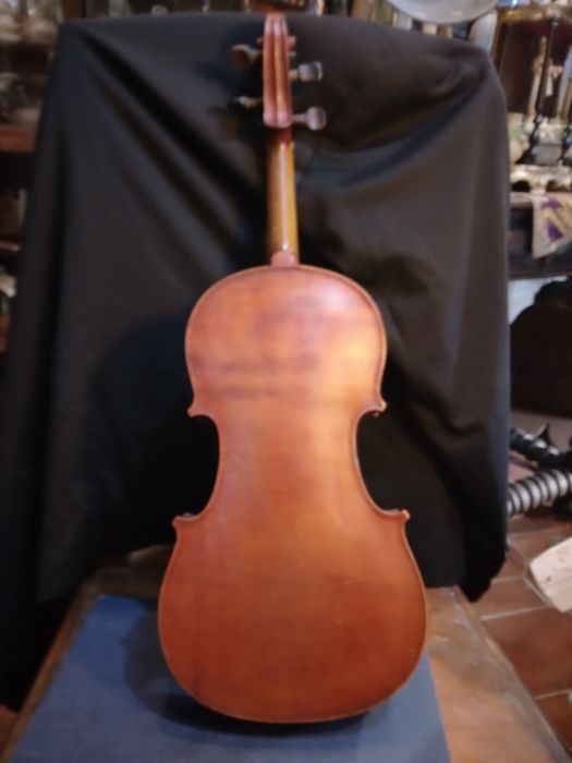Violino quatro cordas  antigo