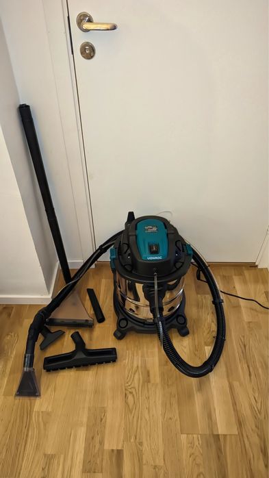 Aspirador de estofos , sofás , carpetes e lixo domestico