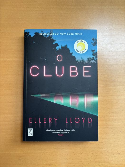 Livro 'O Clube'