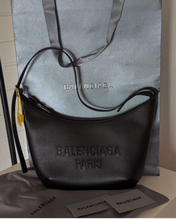 Нова сумка Balenciaga Mery-Kate