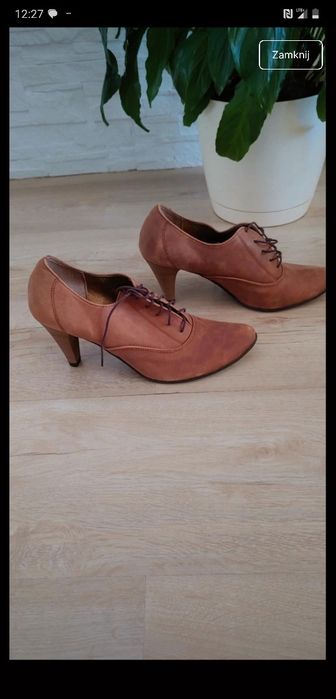 Polbuty damskie 38 sznurowane