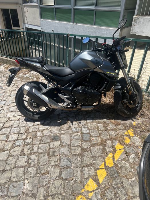 *HONDA HORNET 2023* 750cc - 92cv