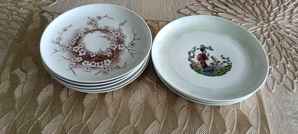 8  talerzy. Porcelana PRL. Piękne wzory.