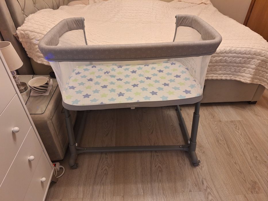 Berço para bebé em excelente estado – pouco usado