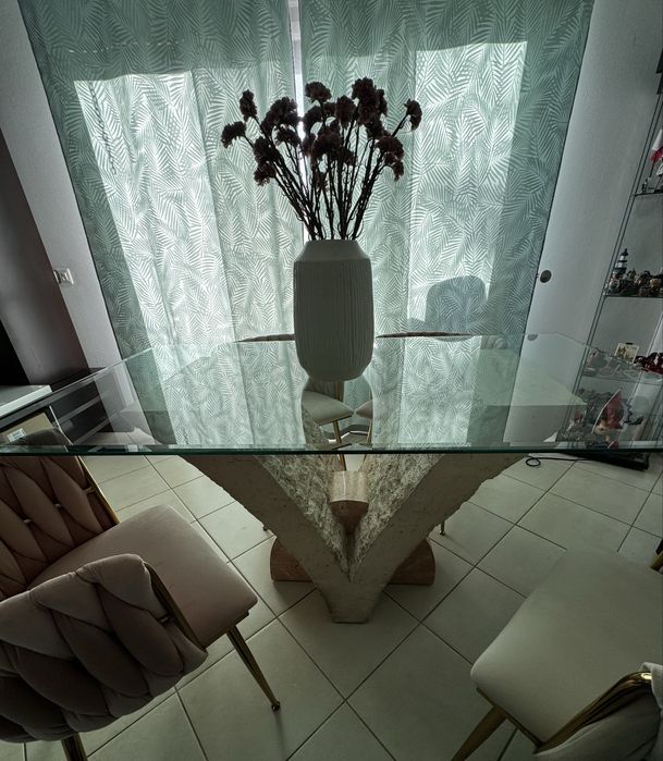 Sala de jantar completa