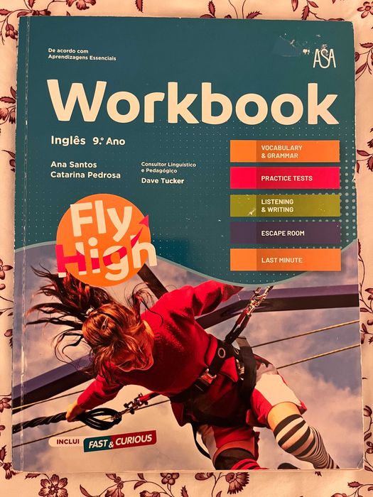 Caderno de atividades de Inglês do 9o ano - "Fly High"