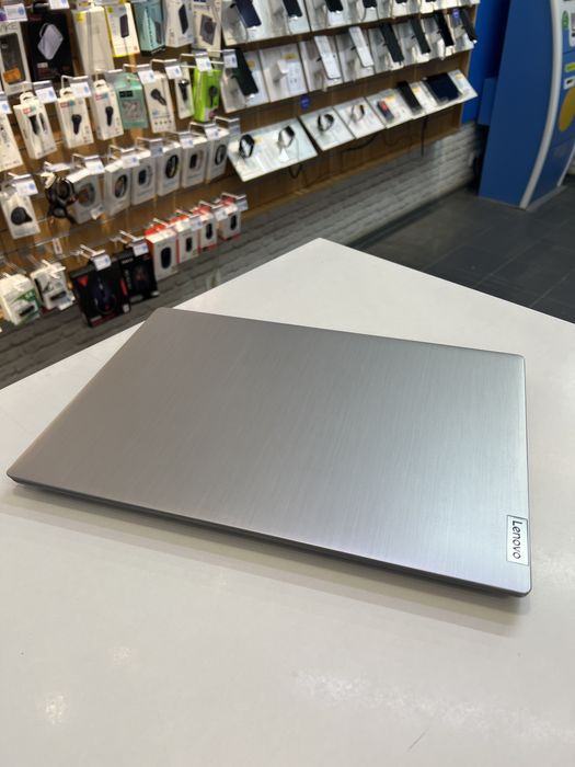 Ноутбук Lenovo IdeaPad 3 (i3 / 8GB RAM / 512GB SSD / NVIDIA MX330)