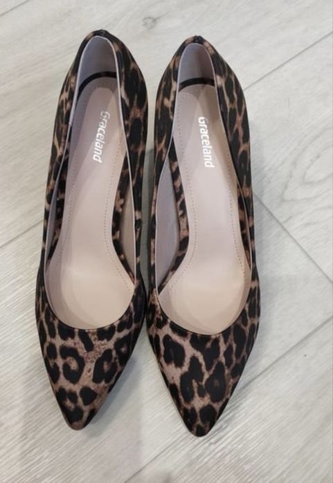 Туфлі graceland, нові, 37,5 р.