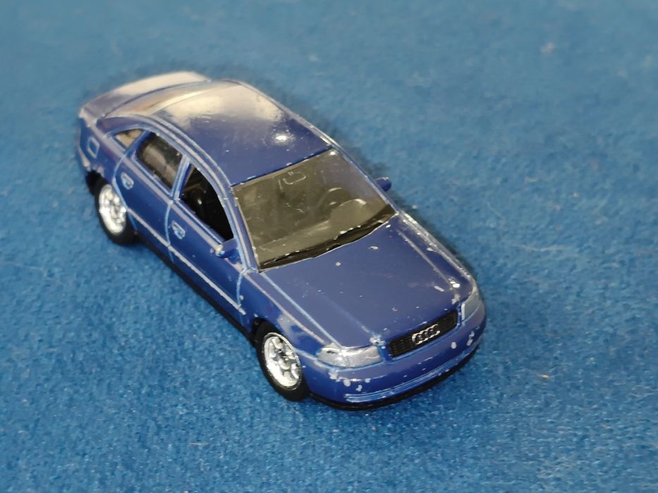 Metalowy Model samochodu Audi A4