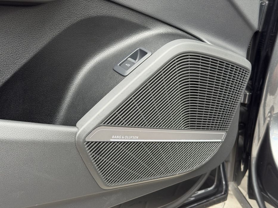 Продам Audi SQ5 2024