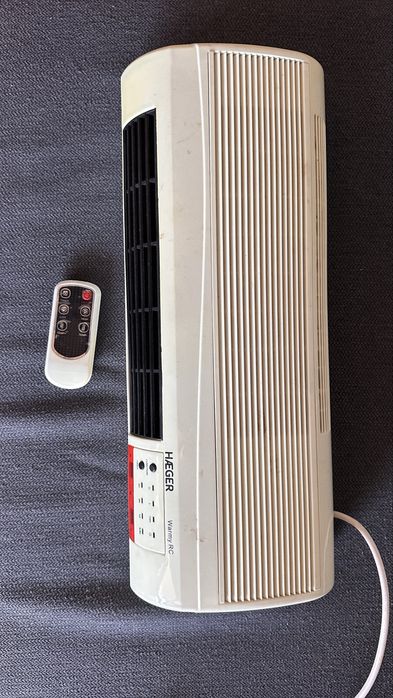 Aqucedor de casa de banho com comando a distancia