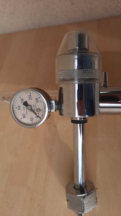 reduktor do tlenu medycznego Farum A-36, zestaw do tlenoterapii