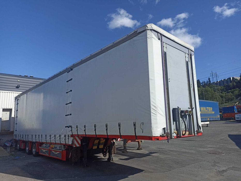 Naczepa niskopodwoziowa