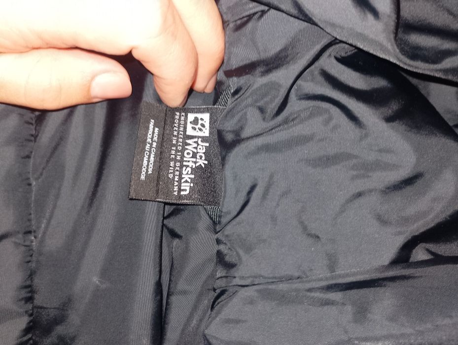 Підліткова зимова куртка пуховик 13-14 років Jack Wolfskin