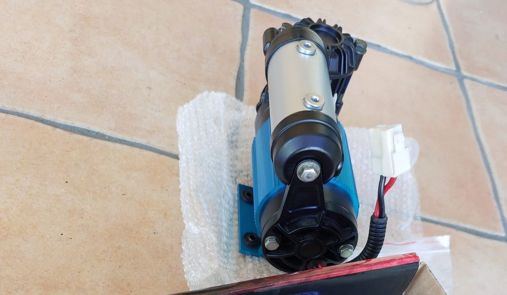 Compressor 12v HF Locker