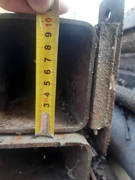 Труба профільна металева квадратна (2100 - 1 шт.(6 м) є 11 шт.)