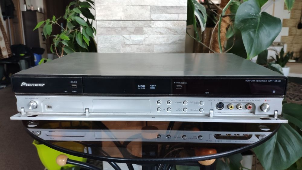 DVD-рекордер Pioneer DVR-550H-S