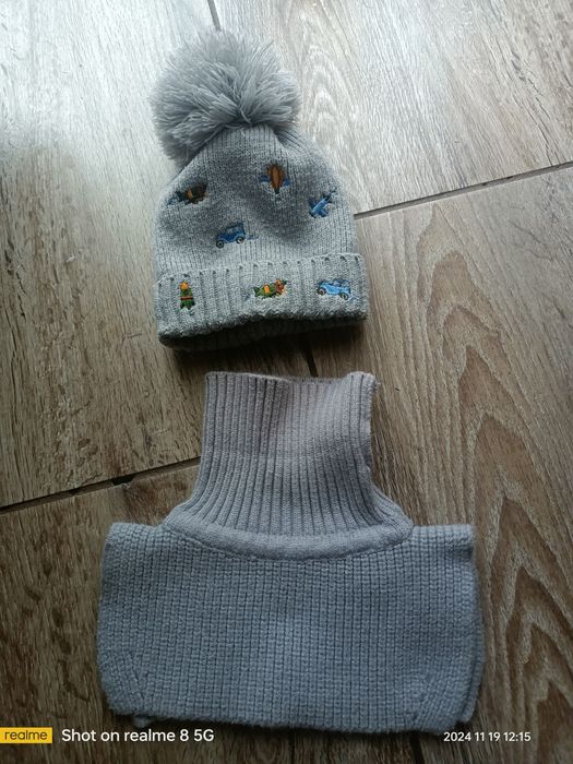 Czapka  i komin komplet(6-12mies)