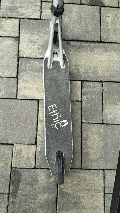 Ethic DTC Erawan V1 Brushed.