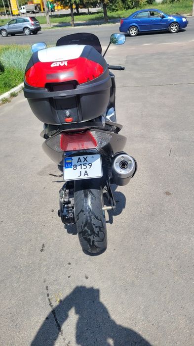 Продам Yamaha t-max 2011