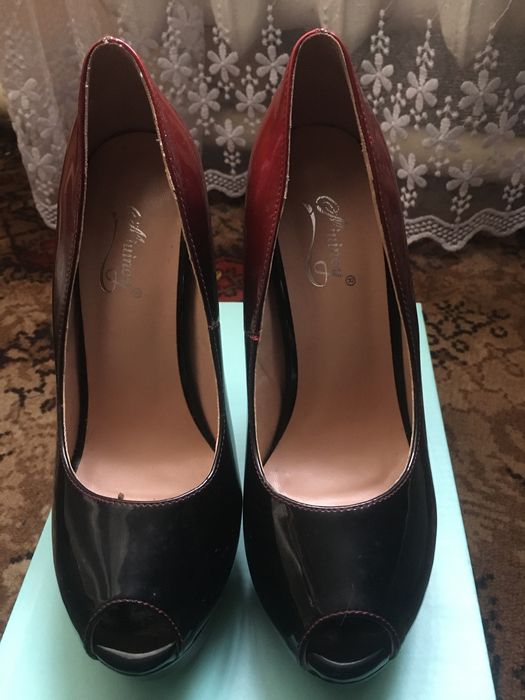 Туфли на шпильке
