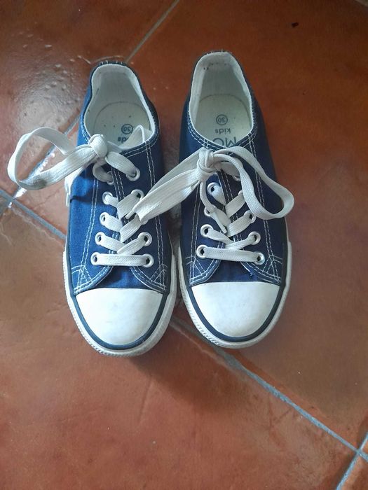 Sapatos de pano azul criança