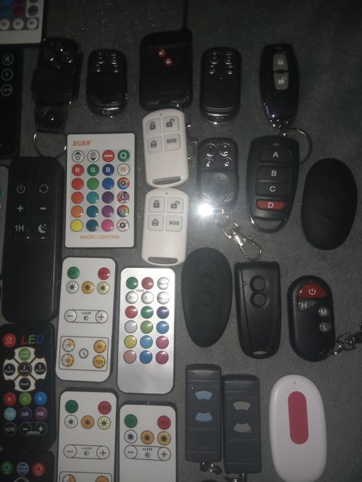 Piloty mix różne