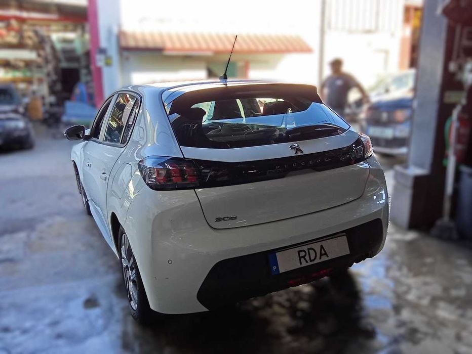 Peugeot 208 II 1.5 BlueHDI de 2023
