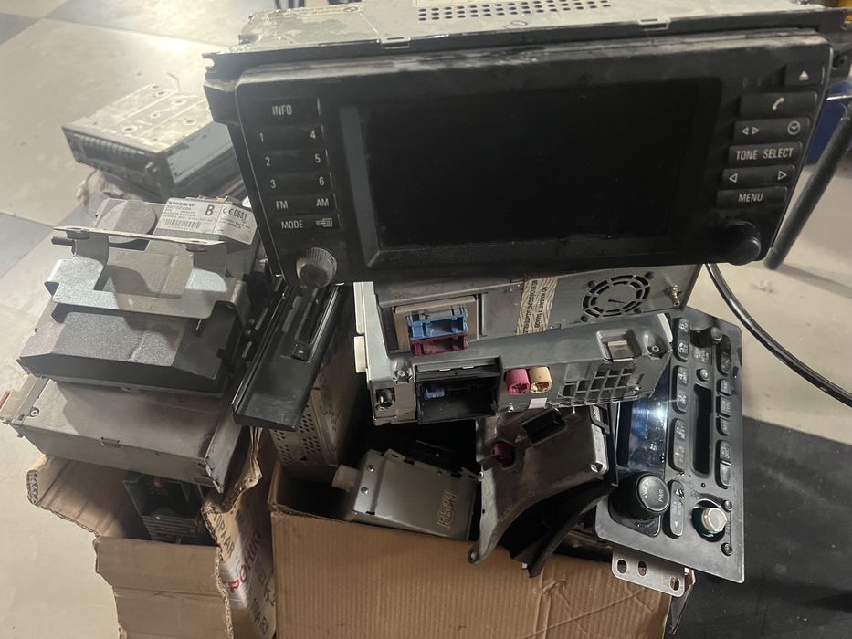 Штатные магнитолы