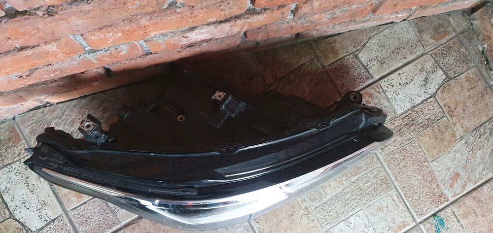 Vw golf viii lampa prawy przód przednia