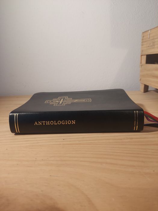 Livro "The Anthologion" – Saint Ignatius Orthodox Press – quase novo
