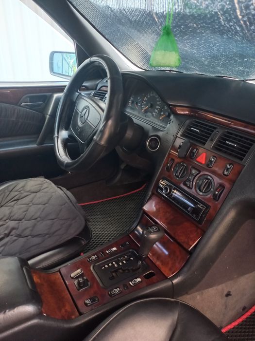 Mersedes w210. 2,2 Cdi