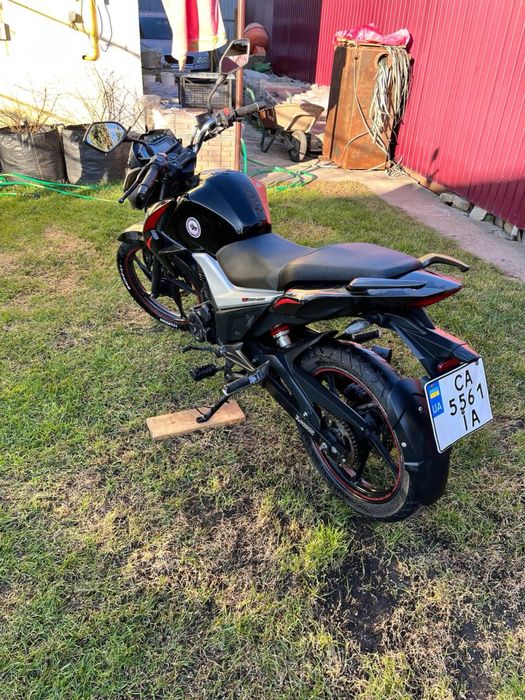 Loncin cr1s 200cc