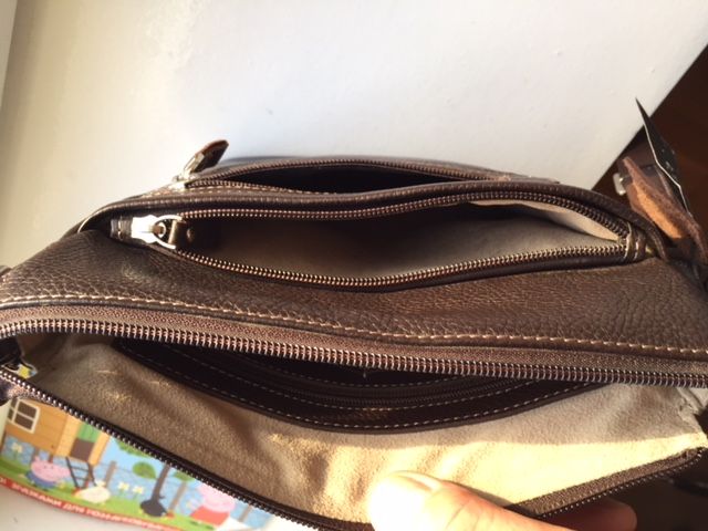 Кожаная коричневая мужская сумка АКА 28*24