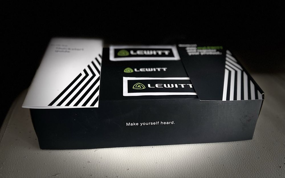 Lewitt MTP W950 plus oryginalny futerał i pudełko