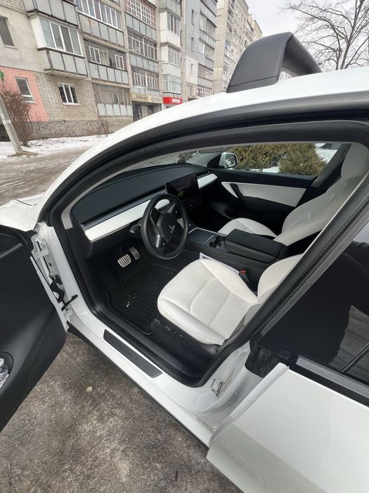 Tesla model Y Performance 2022