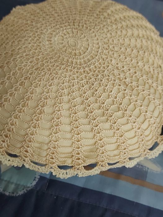 2 almofadas redondas croché linha de seda