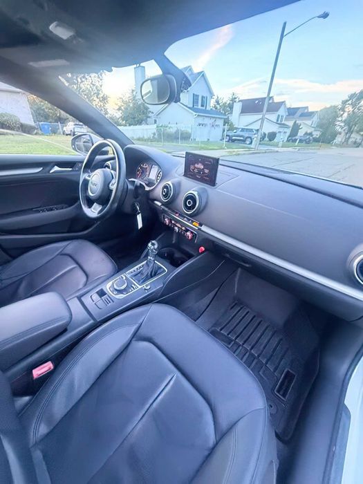 Audi A3      2015