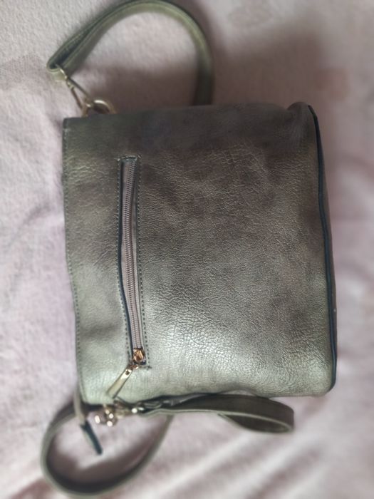 Moschino niewielka torebka na ramię