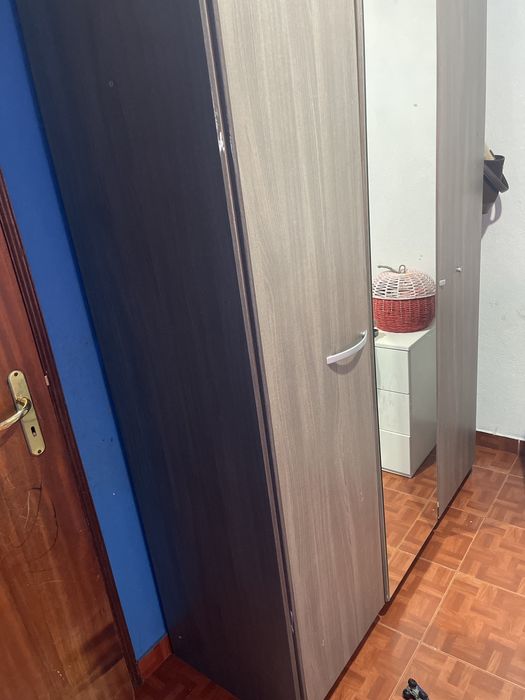 Ropeiro e cama e colchao!