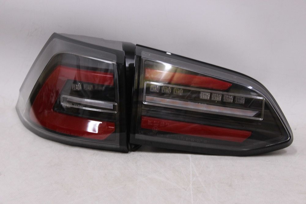 Lampy tył tylne VW GOLF VII 7 17-19 Lift KOMBI NEON Dynamic FULL LED